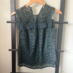 Green lace top (XS)